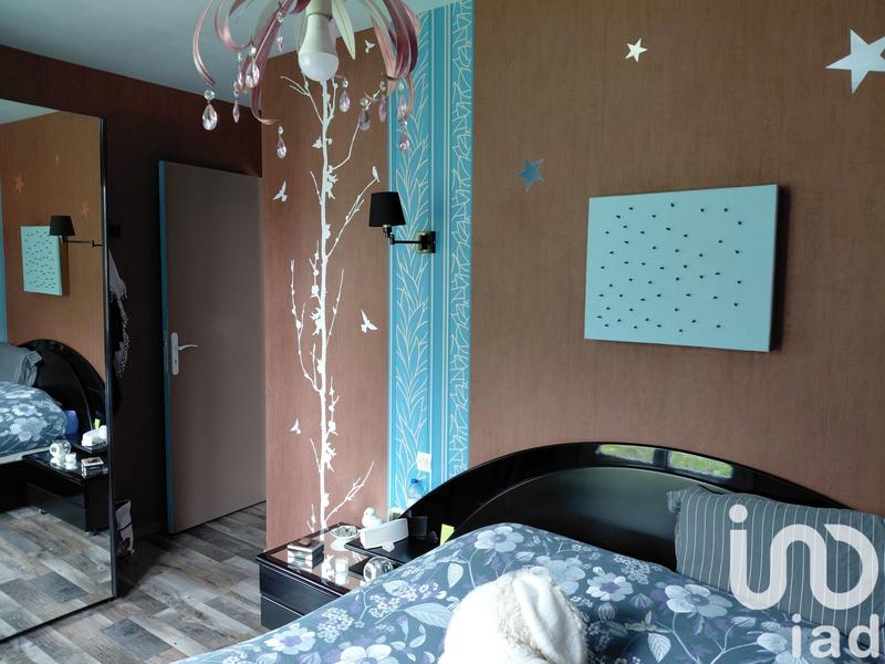 Maison - 99 m² - 6 pièces