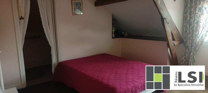 Maison - 208 m² - 10 pièces