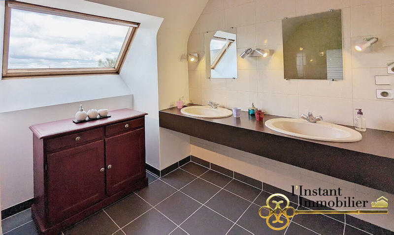 Local d'activités - 80 m² - 2 pièces