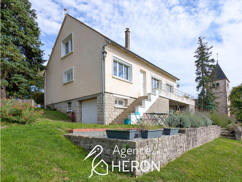 Maison - 151 m² - 7 pièces