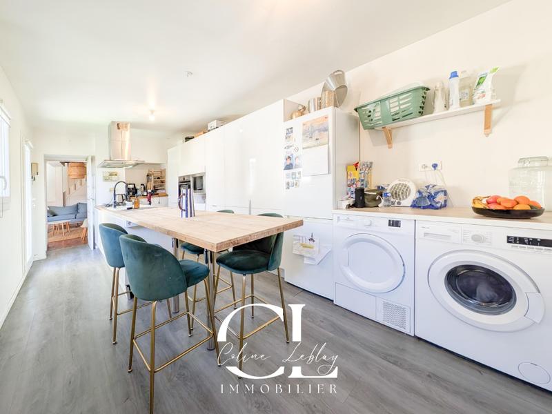 Maison - 137 m² - 5 pièces