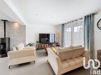 Maison - 180 m² - 7 pièces