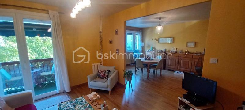 Appartement - 83 m² - 4 pièces