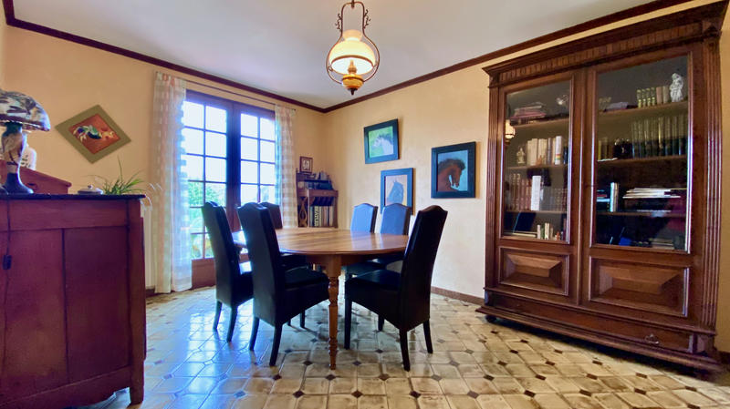 Maison - 141 m² - 7 pièces