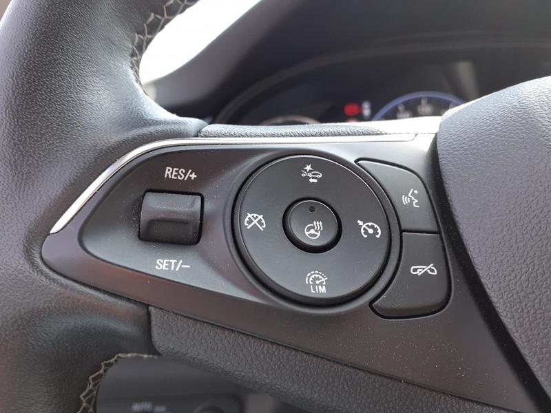 Opel Insignia Grand Sport 2.0 Diesel 174 ch Bvm6 Elegance