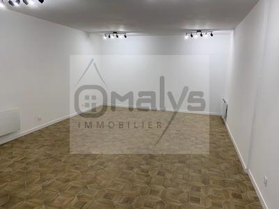 Local commercial - 120 m² - 3 pièces