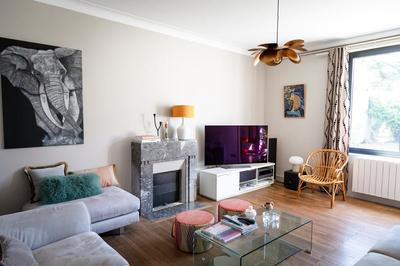 Maison - 175 m² - 9 pièces