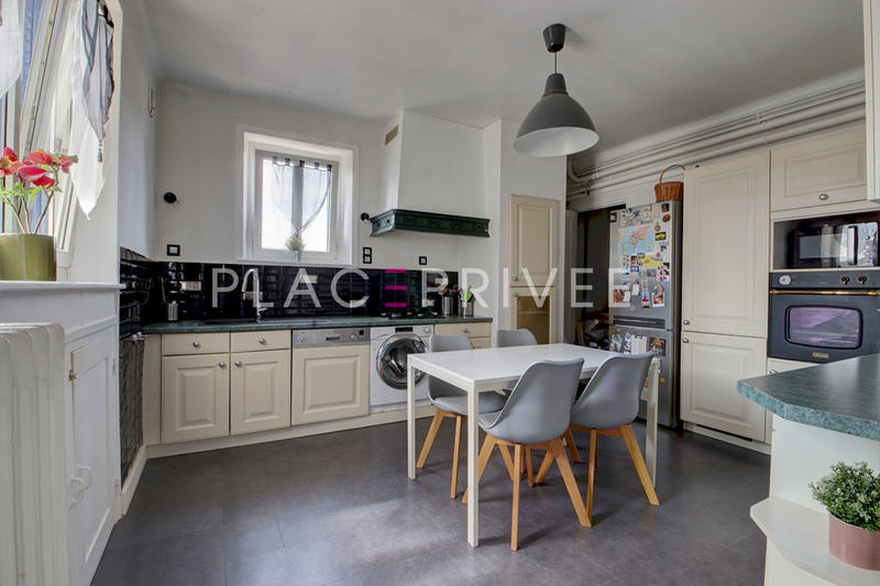Appartement - 122 m² - 5 pièces