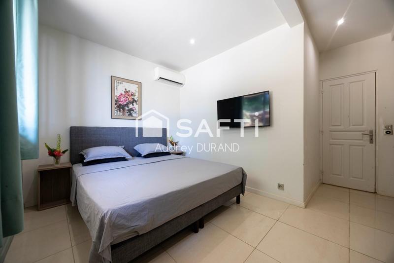 Villa - 254 m² - 8 pièces