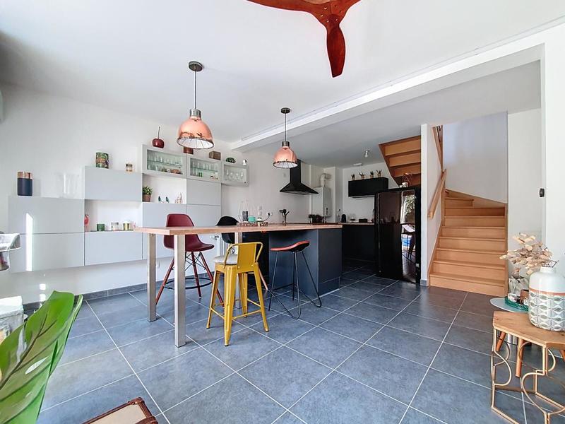 Maison - 73 m² - 4 pièces
