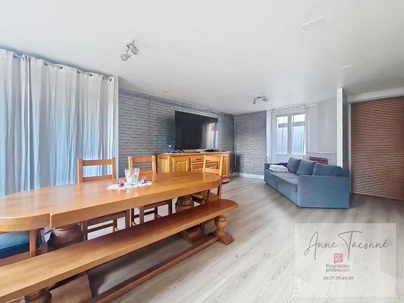 Maison - 121 m² - 6 pièces