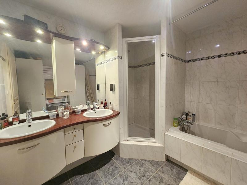 Duplex - 122 m² - 4 pièces