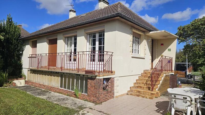 Maison - 94 m² - 5 pièces