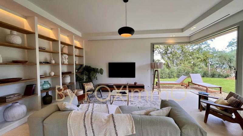 Villa - 180 m² - 6 pièces