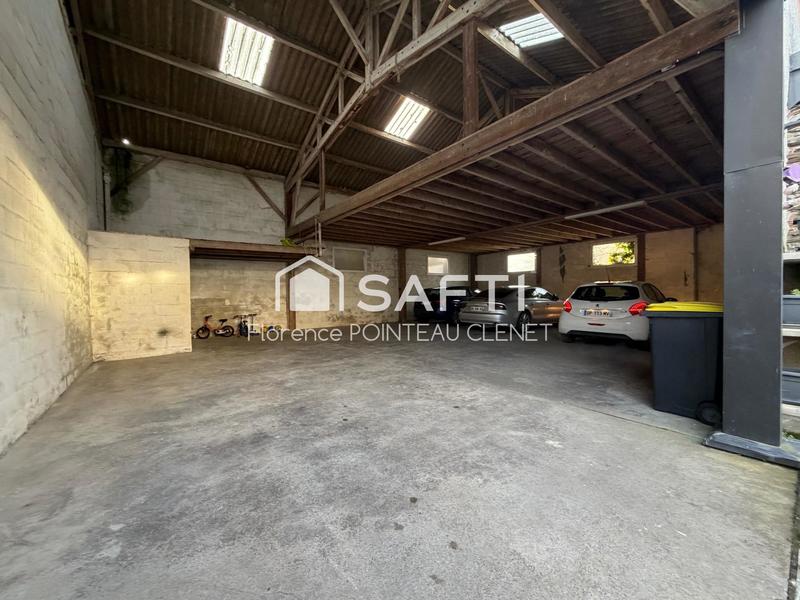 Maison - 203 m² - 10 pièces