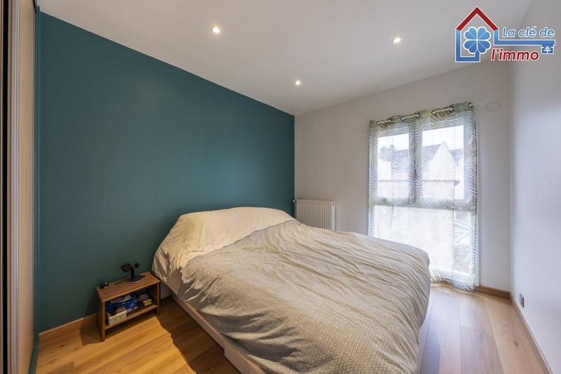 Maison traditionnelle - 109 m² - 6 pièces