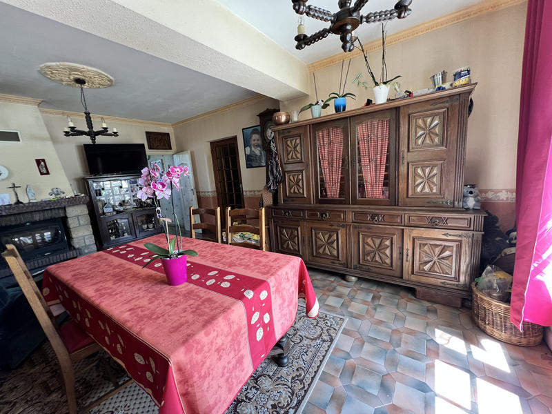 Maison - 121 m² - 5 pièces