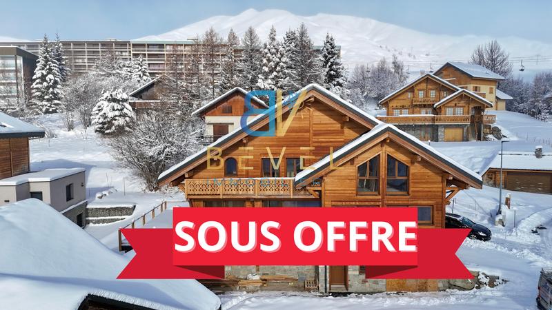 Châlet - 306 m² - 9 pièces