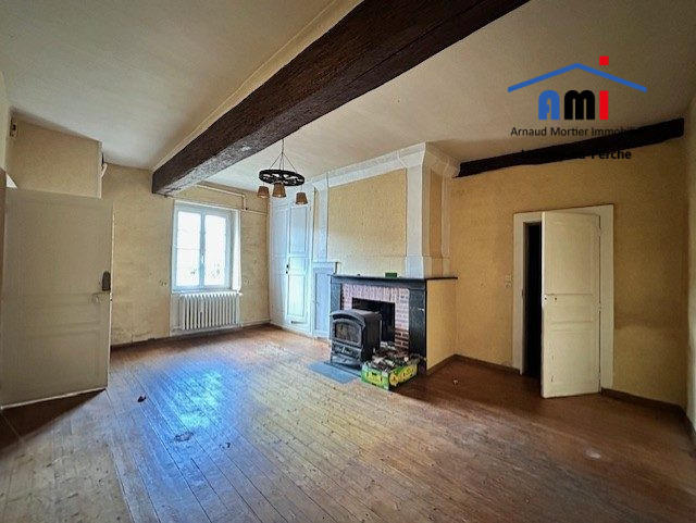 Maison - 215 m² - 9 pièces