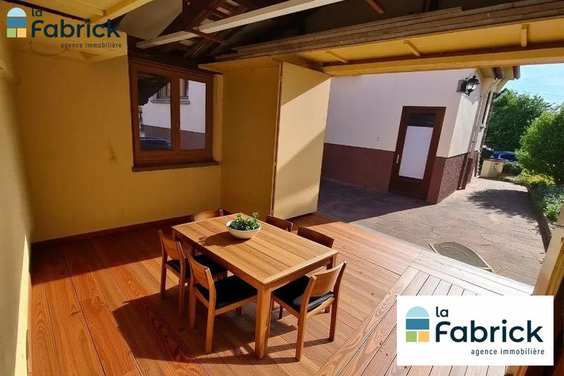 Maison - 159 m² - 6 pièces