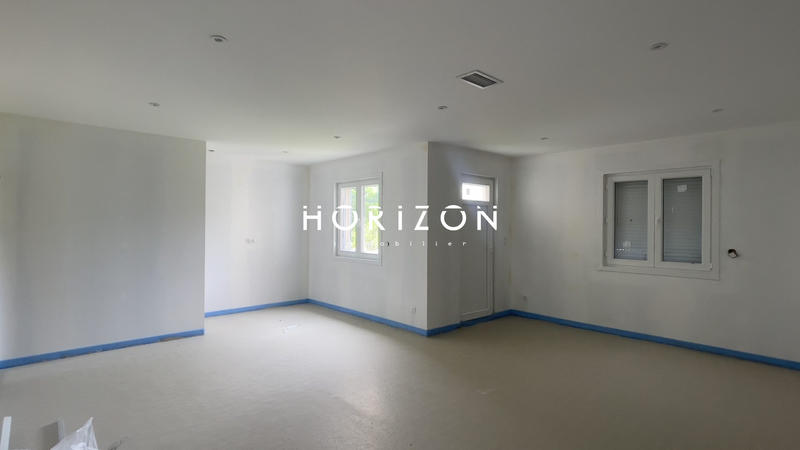 Maison contemporaine - 131 m² - 4 pièces