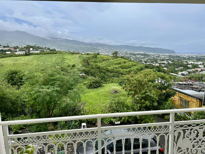 Maison - 260 m² - 8 pièces