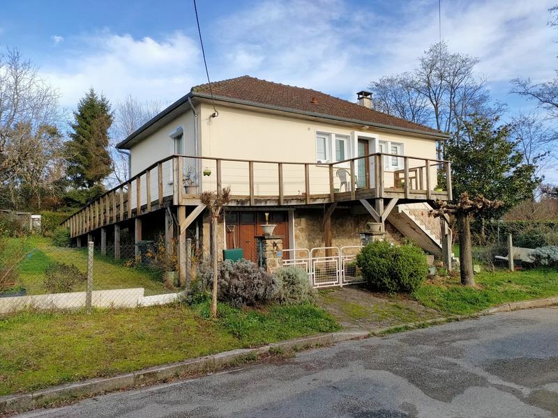 Maison - 93 m² - 4 pièces