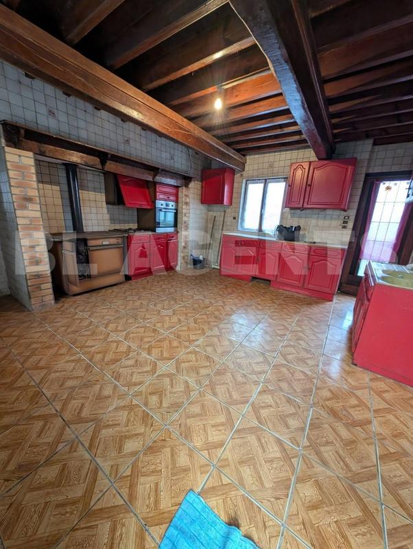 Maison - 160 m² - 8 pièces