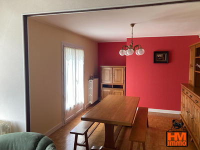 Maison - 111 m² - 7 pièces