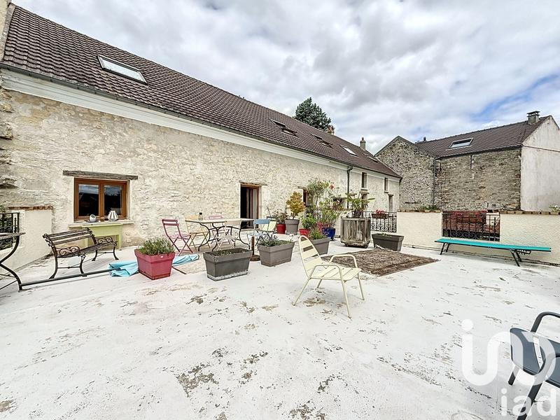 Maison - 294 m² - 9 pièces