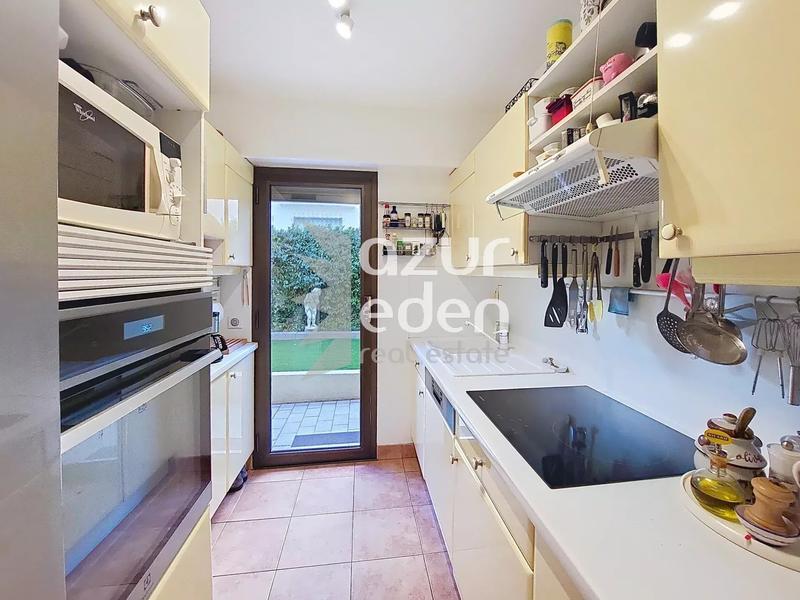 Appartement - 77 m² - 4 pièces