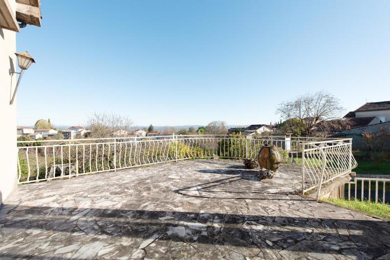 Maison de village - 164 m² - 6 pièces