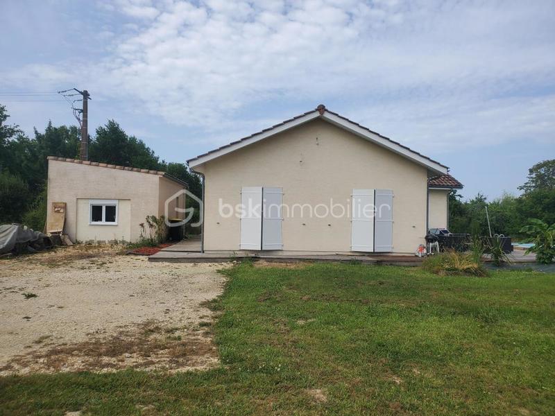 Maison - 138 m² - 5 pièces