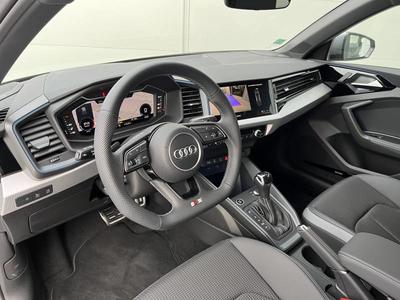Audi A1 sportback 40 Tfsi 207 ch s tronic 7 s line