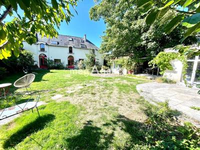 Maison - 120 m² - 7 pièces