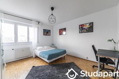 Chambre - 13 m² - 1 pièce