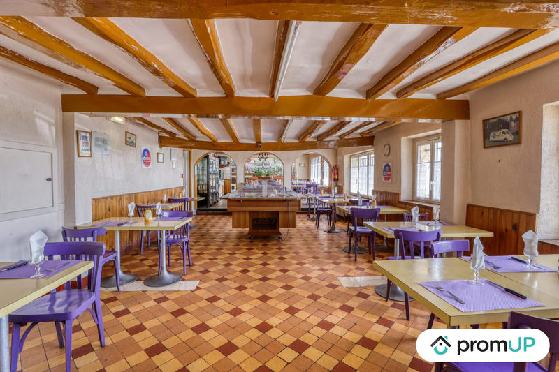 Fonds de commerce - 1 051 m²