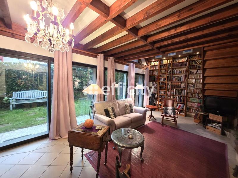 Pavillon - 182 m² - 8 pièces