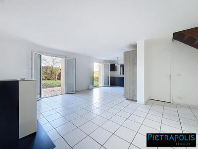 Maison - 135 m² - 6 pièces