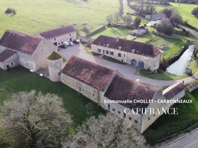 Corps de ferme - 390 m² - 15 pièces