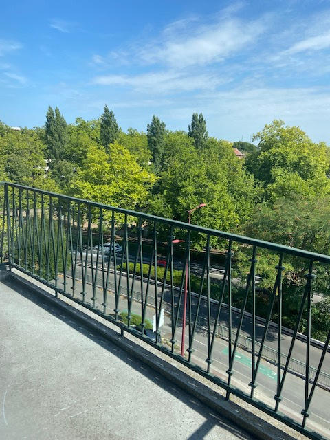 Appartement - 90 m² - 3 pièces