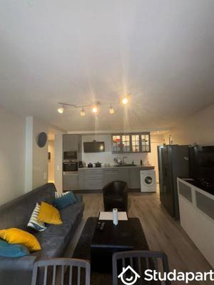 Chambre - 12 m² - 1 pièce