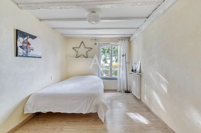 Maison - 190 m² - 7 pièces