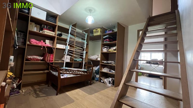 Maison ancienne - 206 m² - 8 pièces