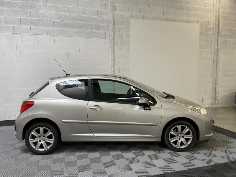 Peugeot 207 1.6 Hdi 110 Ch Premium Clim - Garantie 6 Mois