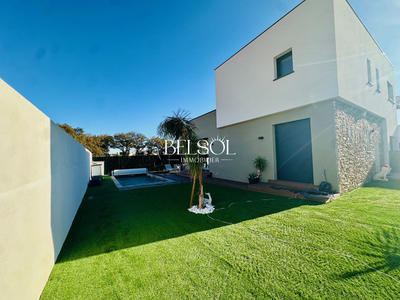 Villa - 140 m² - 5 pièces