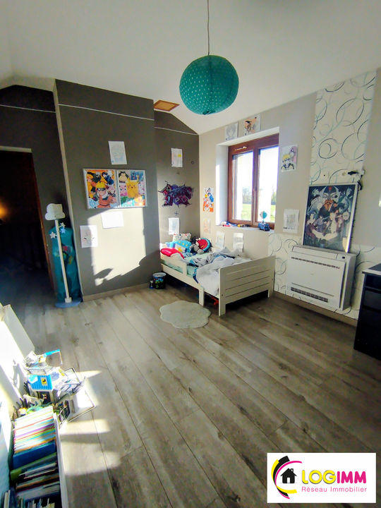 Maison - 196 m² - 5 pièces