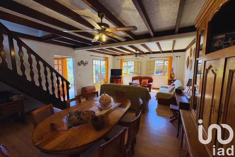 Maison - 135 m² - 5 pièces