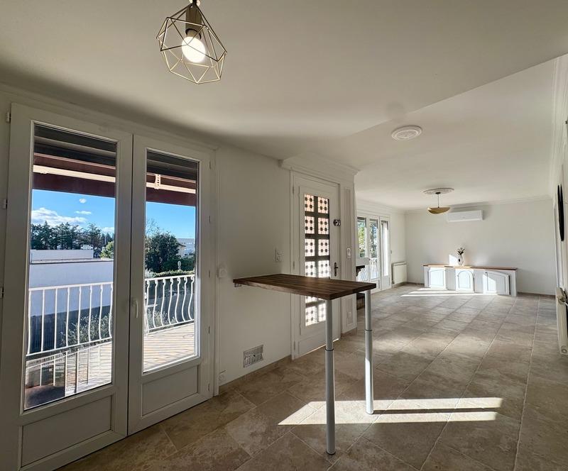 Maison - 145 m² - 7 pièces