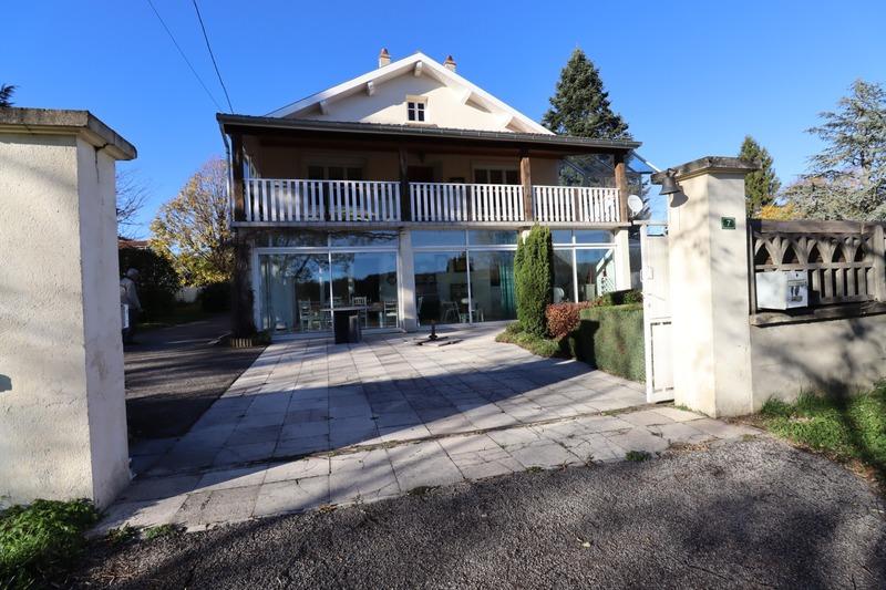 Maison - 143 m² - 4 pièces
